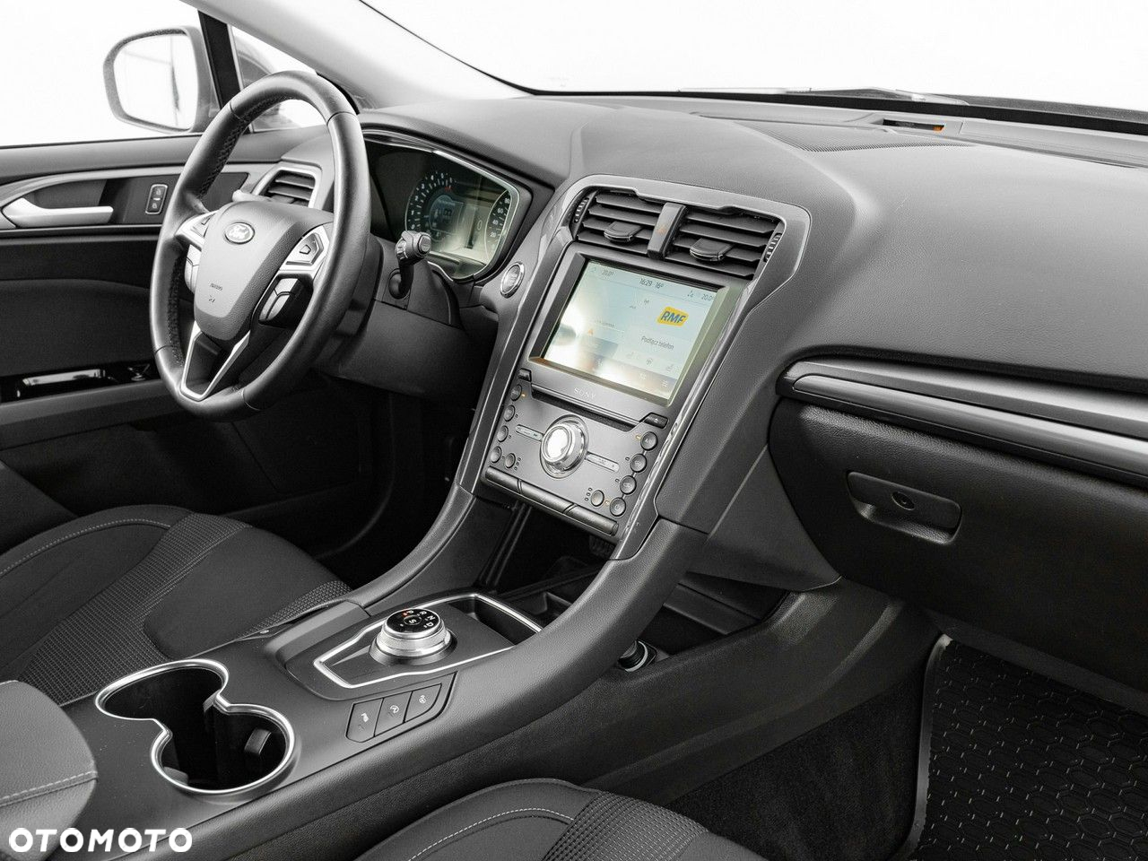 Ford Mondeo 2.0 EcoBlue Titanium - 33