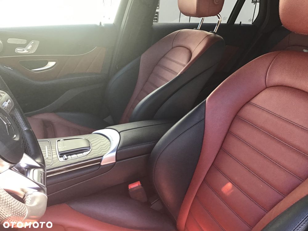 Mercedes-Benz GLC AMG 43 4Matic AMG Speedshift TCT 9G - 34