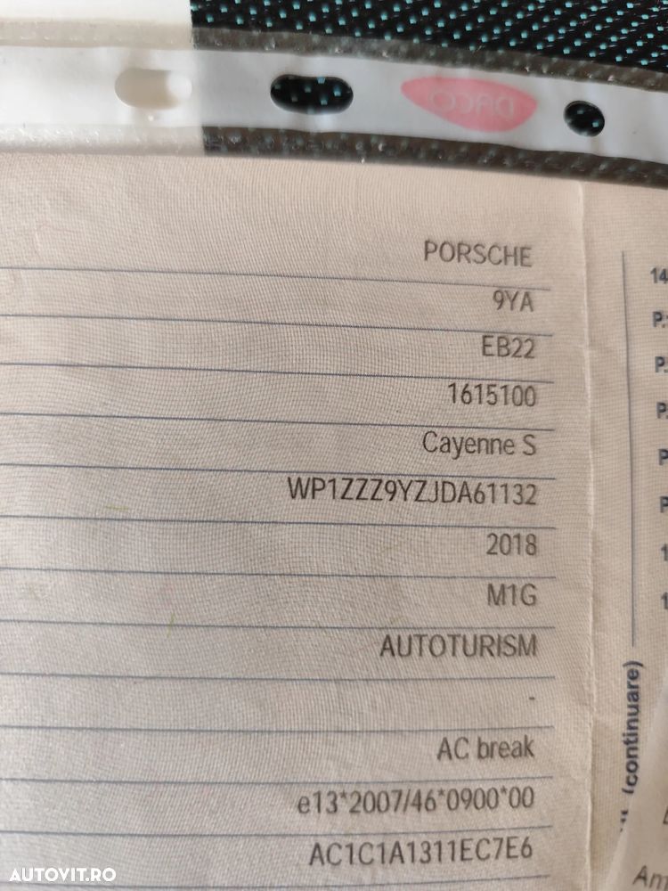 Porsche Cayenne S - 8