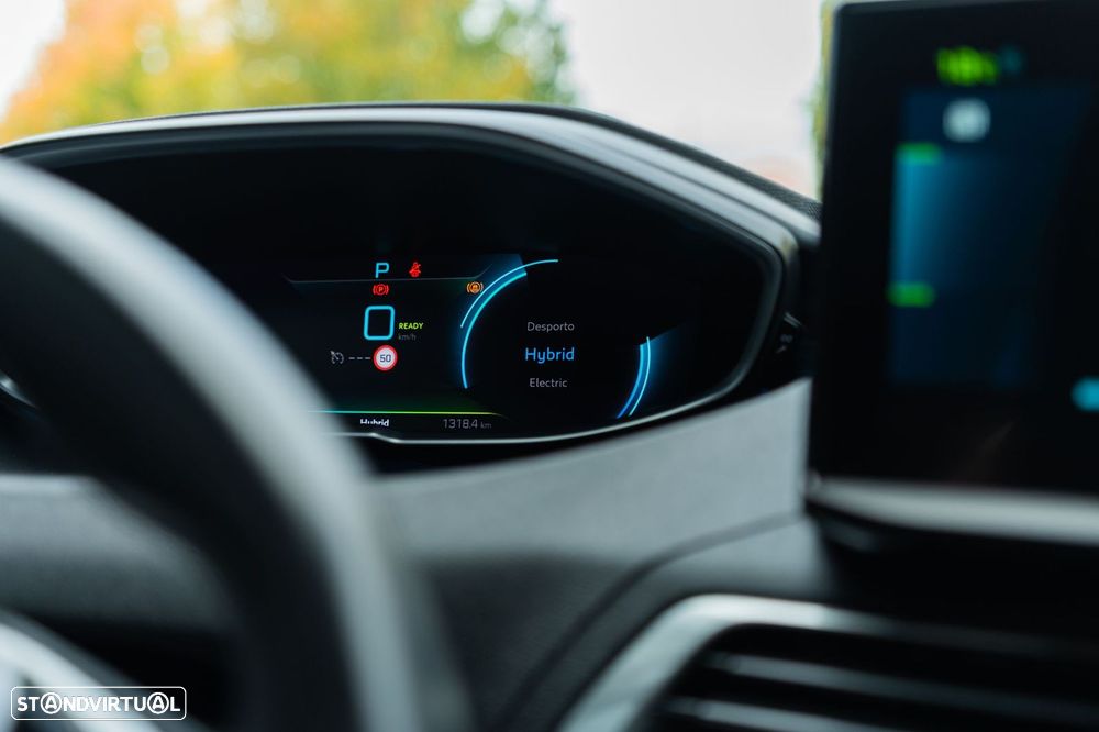 Peugeot 3008 1.6 Hybrid Allure e-EAT8 - 23