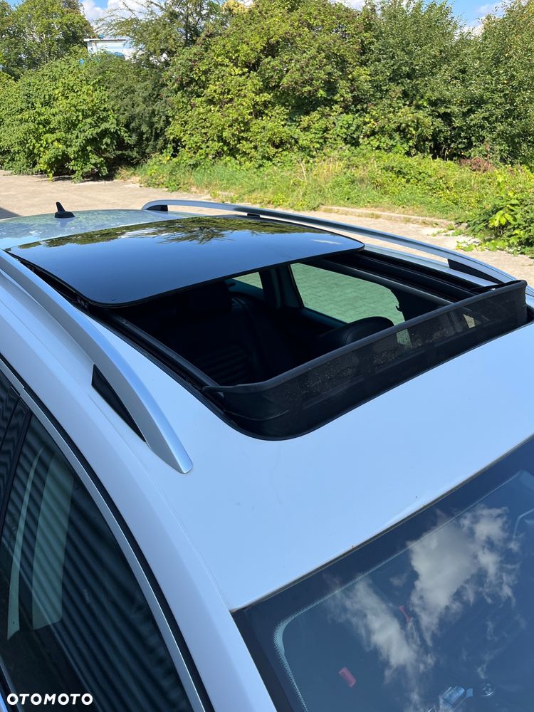 Volkswagen Passat Variant 2.0 TDI Highline - 30