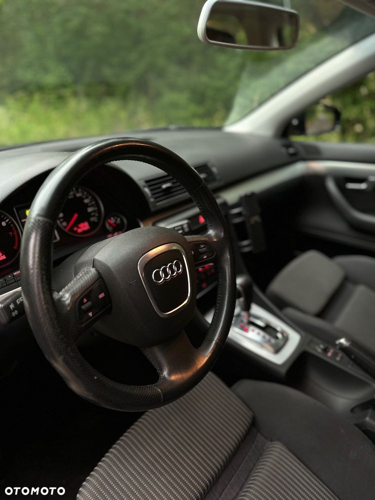 Audi A4 Avant - 5