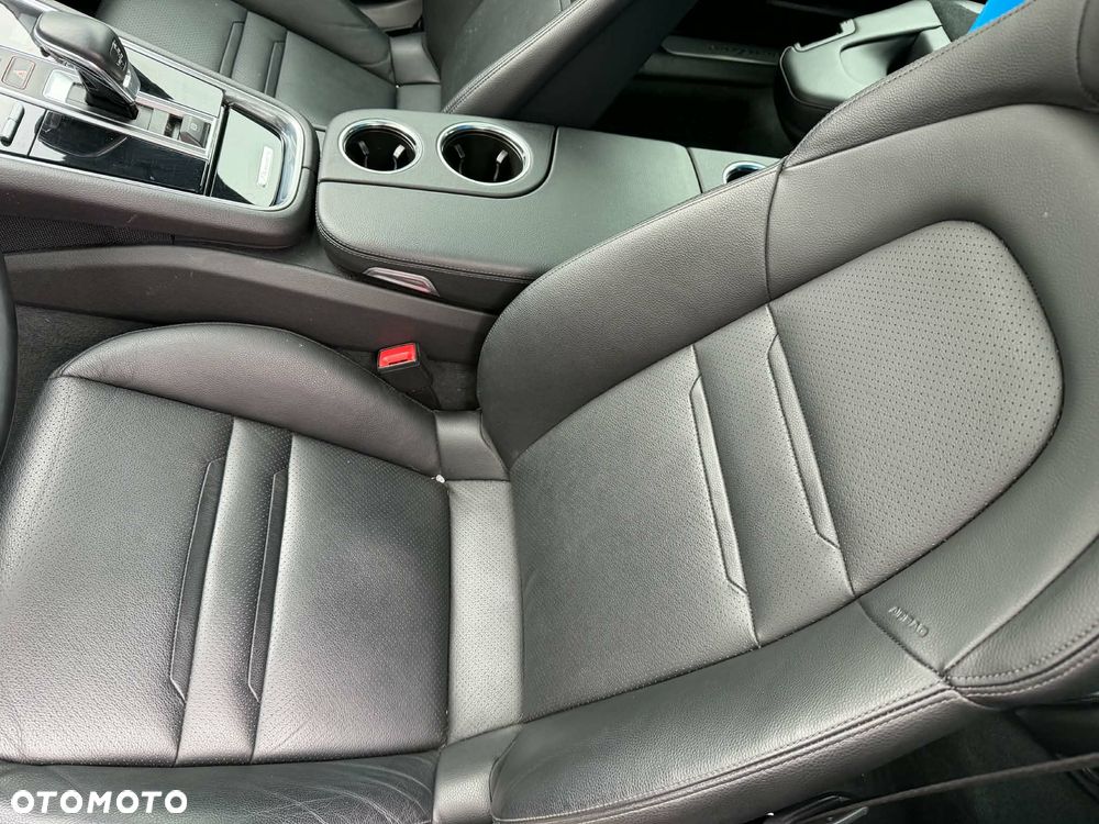 Porsche Panamera - 19