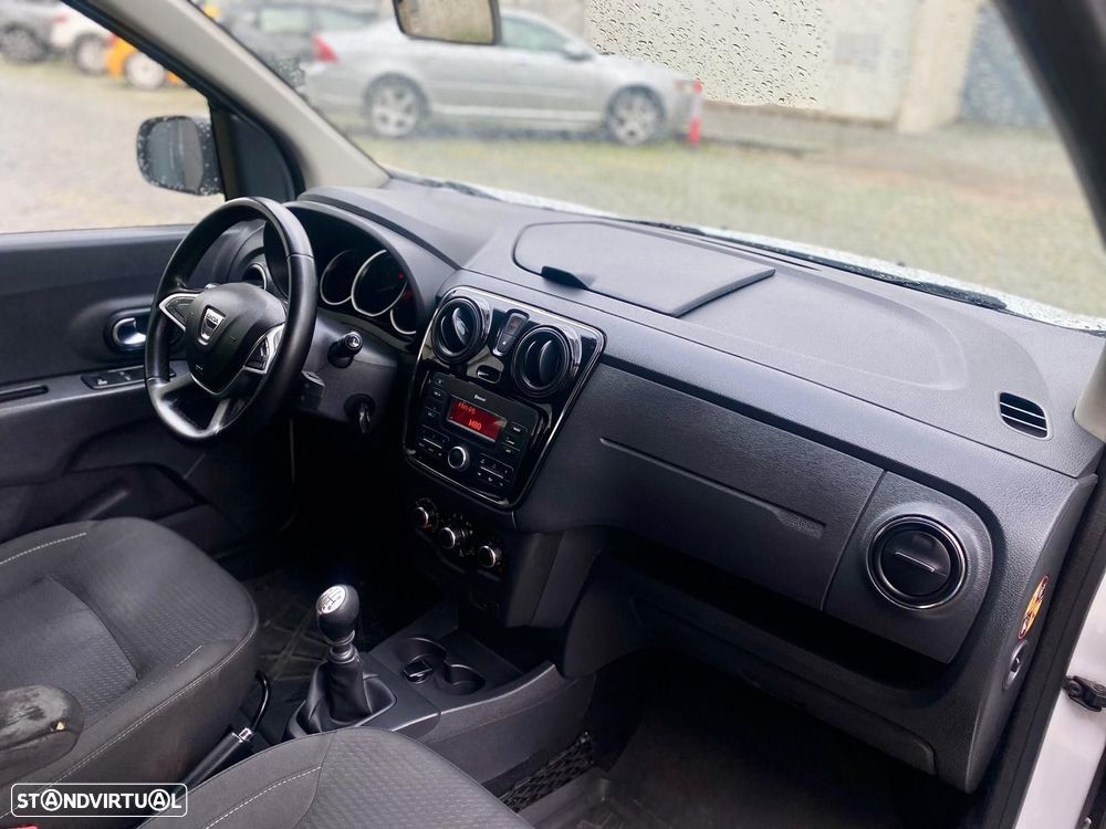 Dacia Lodgy 1.5 Blue dCi Comfort 7L - 21