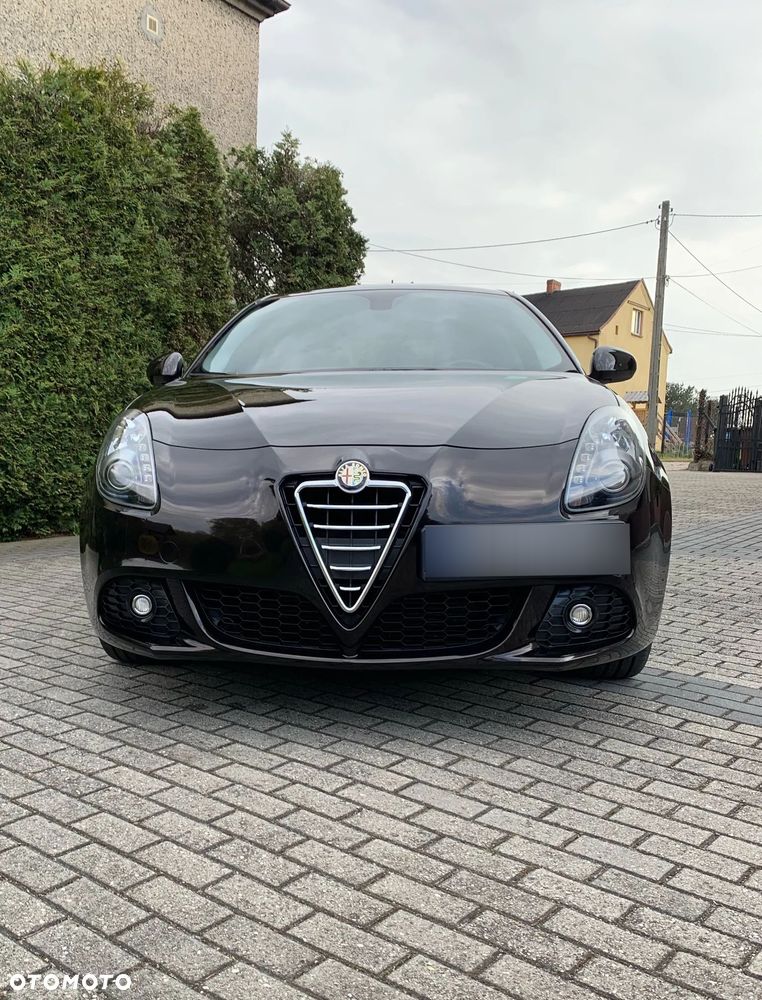 Alfa Romeo Giulietta 2.0 JTDM Distinctive - 8