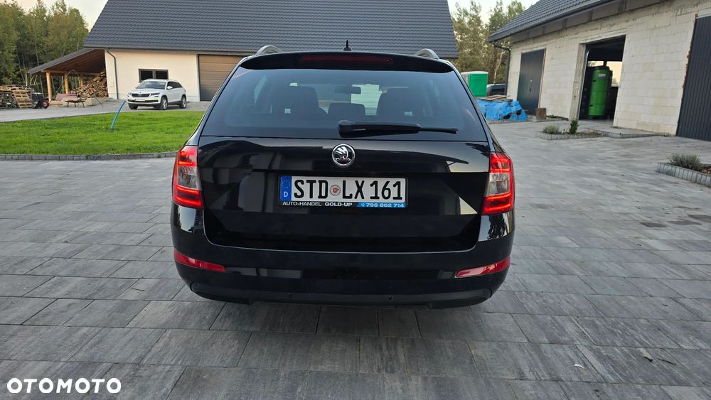 Skoda Octavia 1.4 TSI Elegance DSG - 6