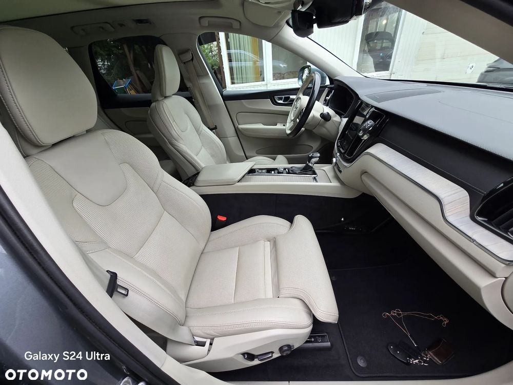 Volvo XC 60 T5 AWD Inscription - 15