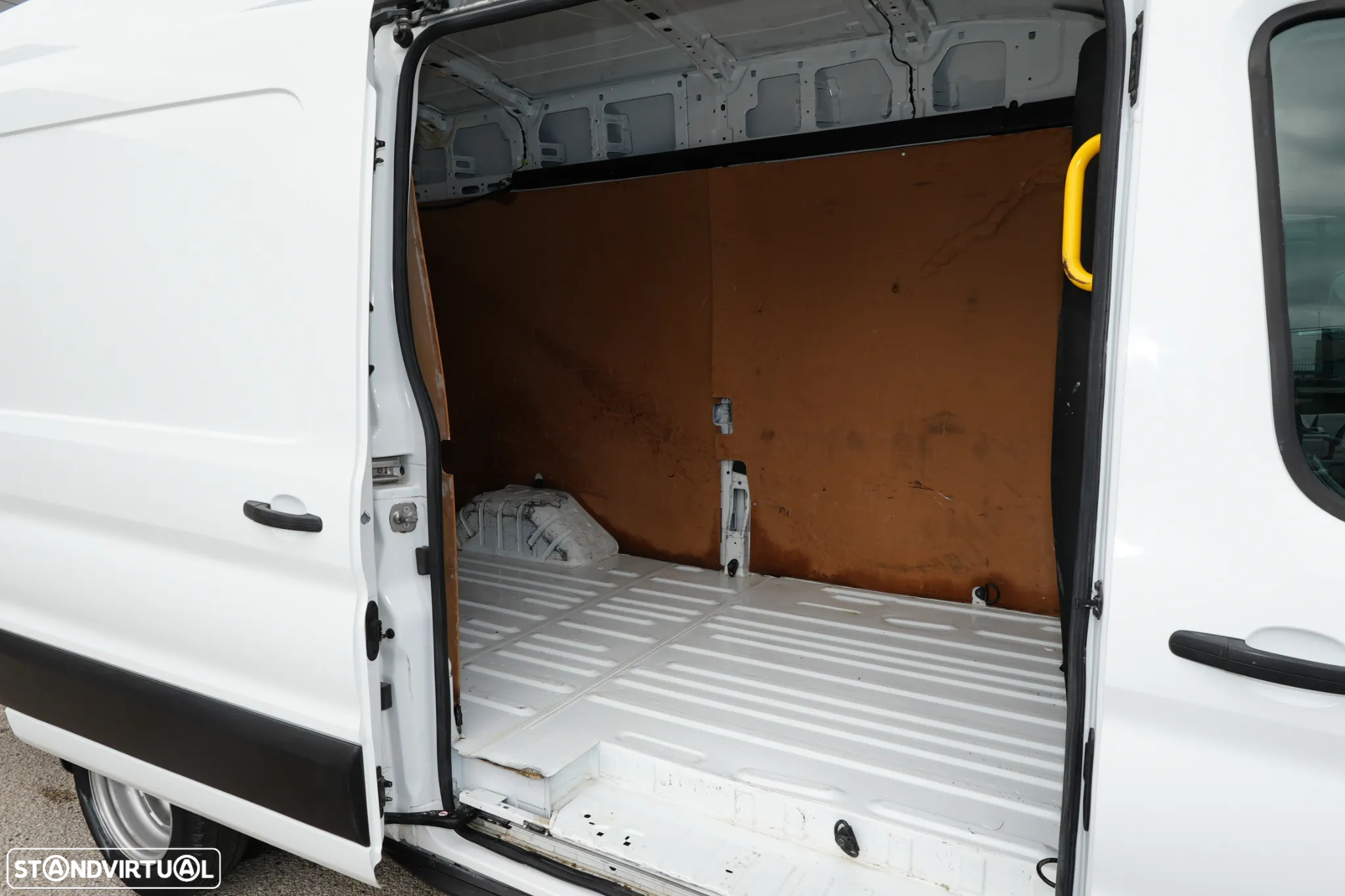 Ford Transit Rodado Duplo Longa 2.0EcoBlue 170cv - 7