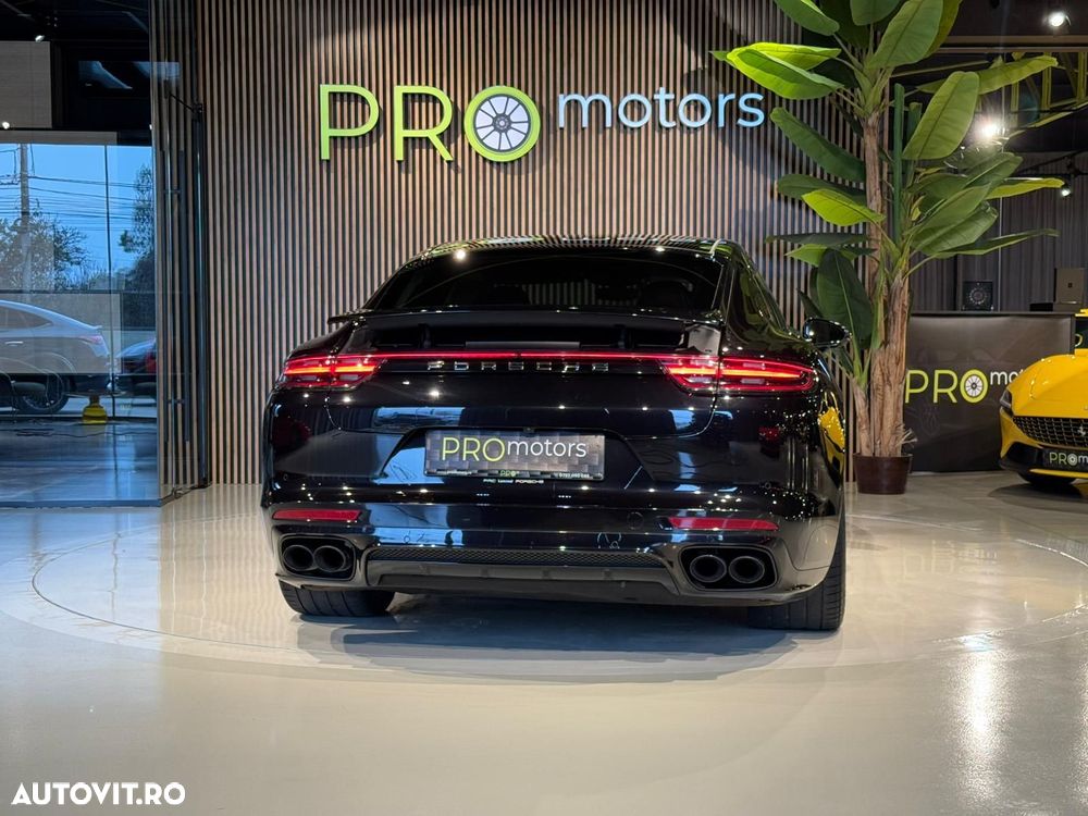 Porsche Panamera - 10