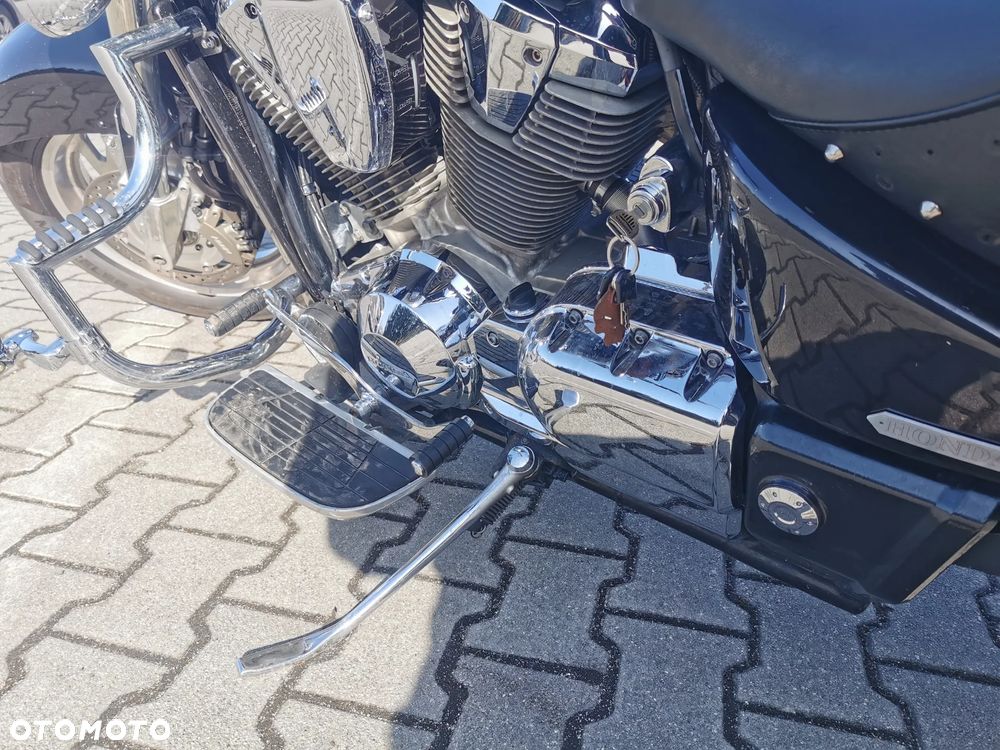 Honda VTX - 13