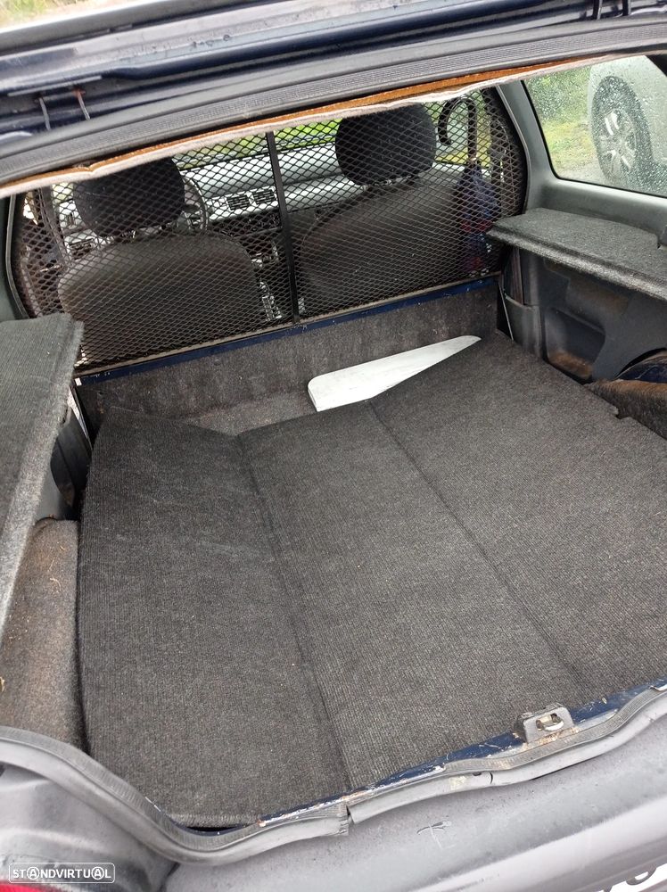 Renault Clio 1.9 D RXE - 9