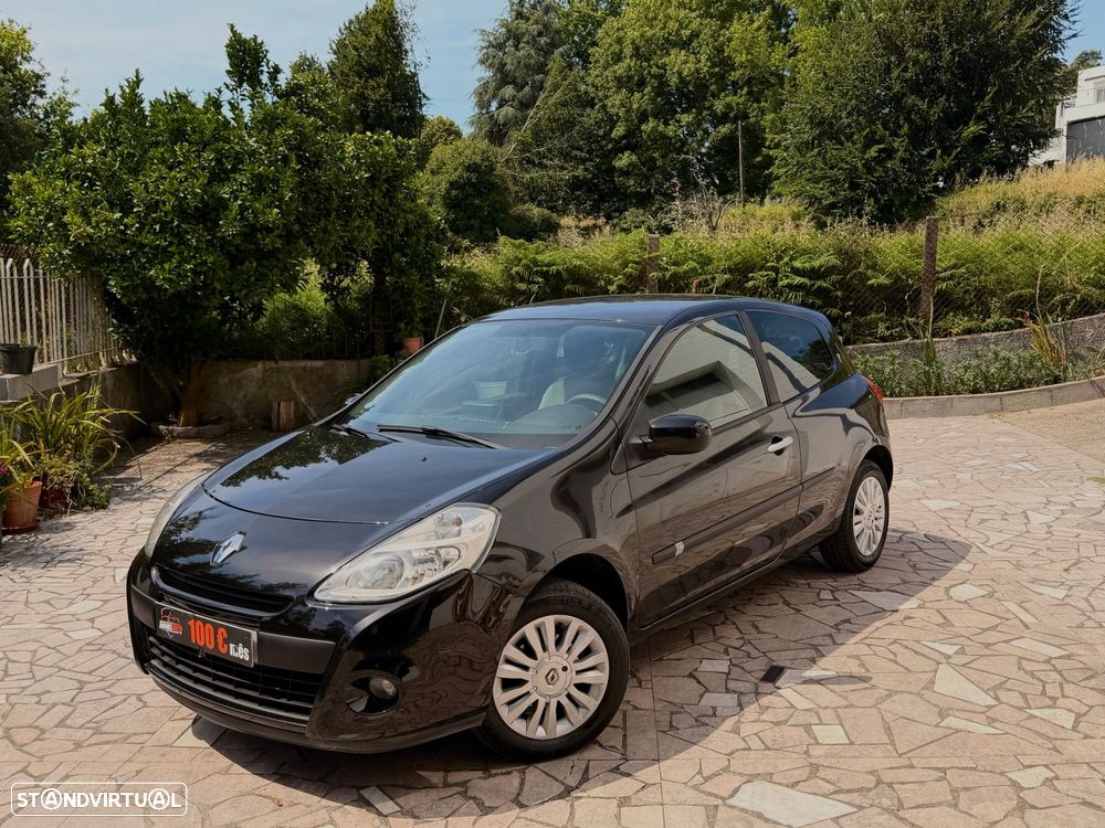Renault Clio - 1