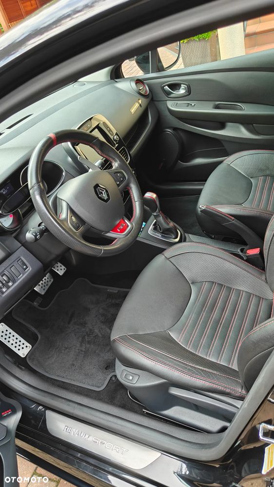 Renault Clio 1.6 R.S 220 EDC - 5