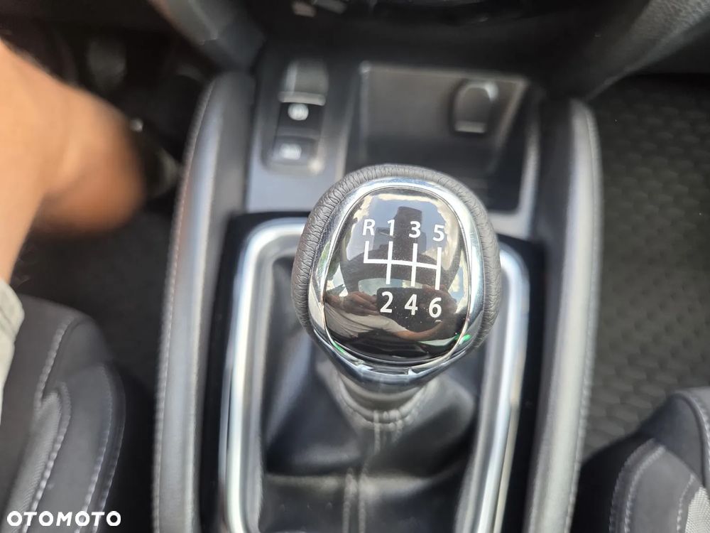 Nissan Qashqai 1.5 dCi N-Tec - 19