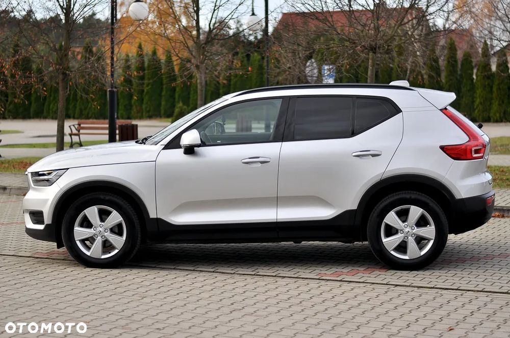 Volvo XC 40 D3 Momentum - 4