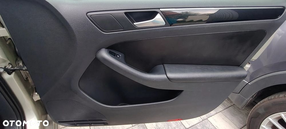 Volkswagen Jetta 1.4 TSI BMT Highline DSG - 22