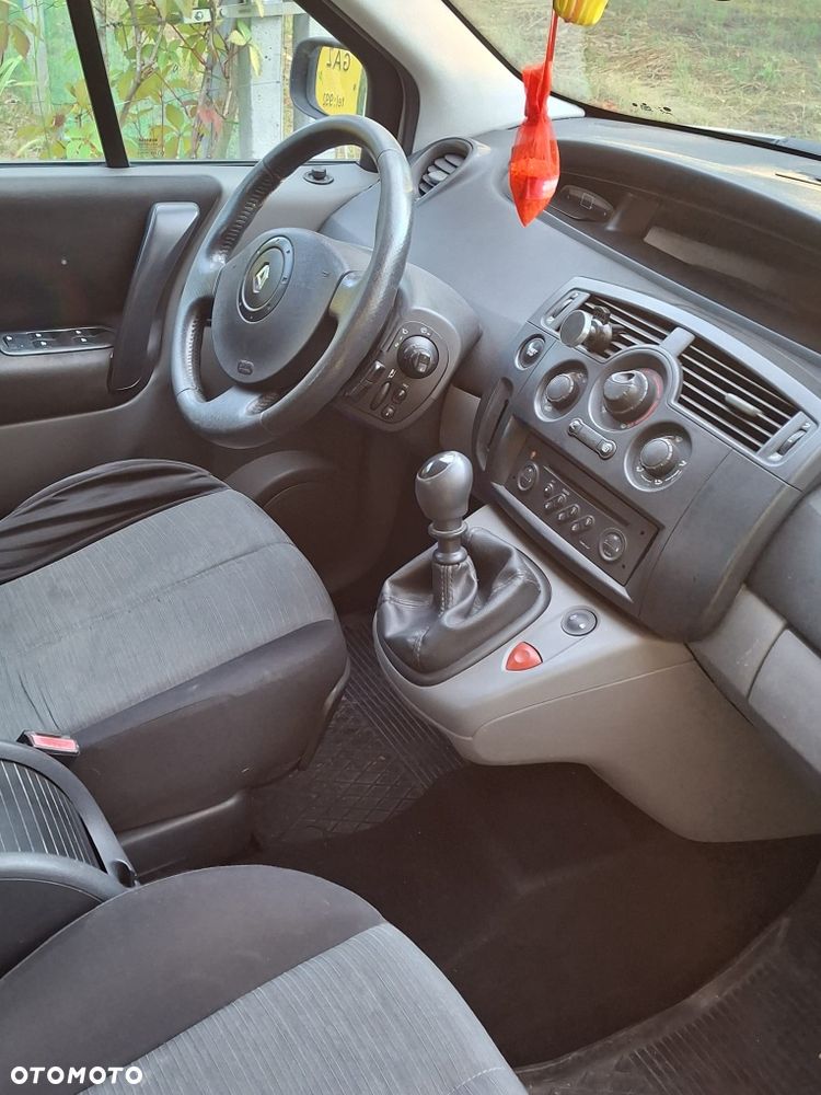 Renault Scenic - 6