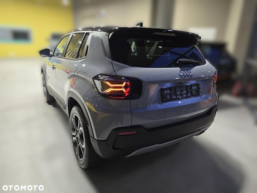 Jeep Avenger 1.2 T3 mHEV Summit FWD eDCT6 - 6