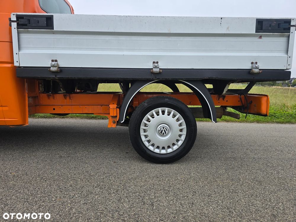 Volkswagen Transporter - 21