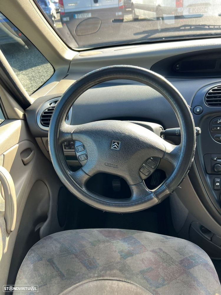 Citroën Xsara Picasso 1.6 Exclusive - 25