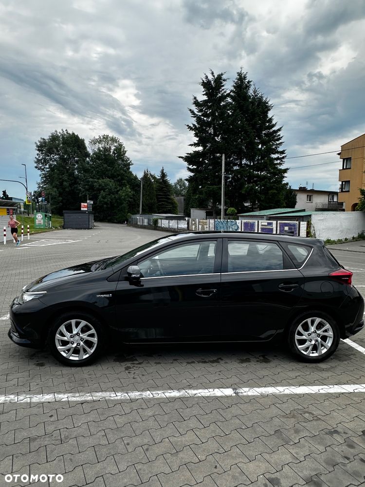 Toyota Auris - 2
