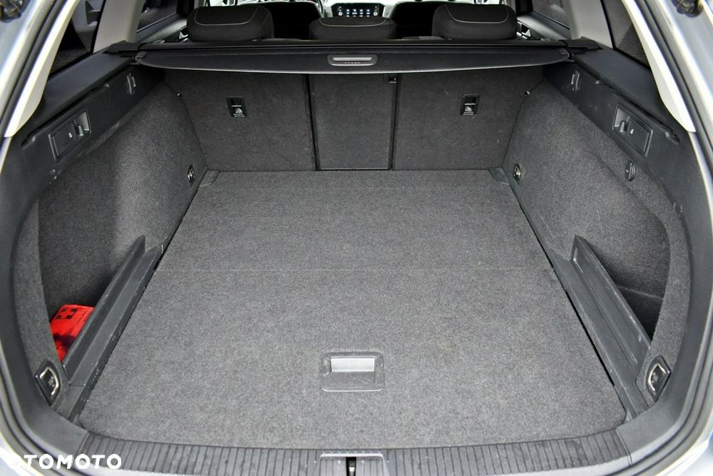 Volkswagen Passat Variant 2.0 TDI EVO Business DSG - 27