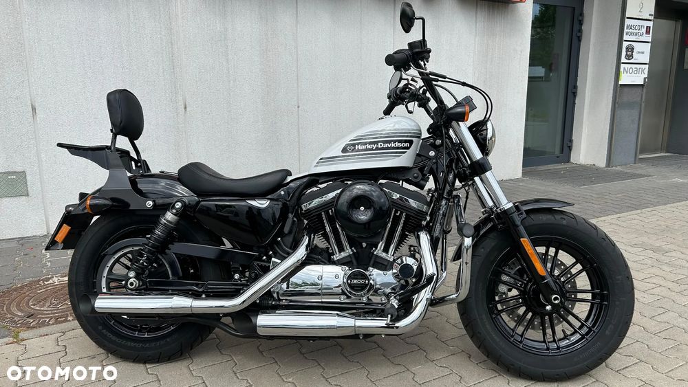 Harley-Davidson Sportster Forty-Eight - 3