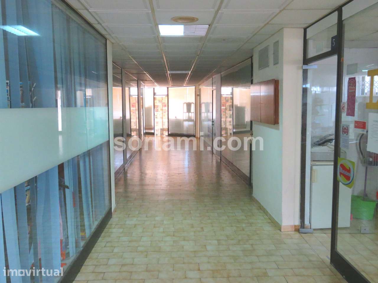 Loja  Venda em Albufeira e Olhos de Água,Albufeira - Grande imagem: 2/2