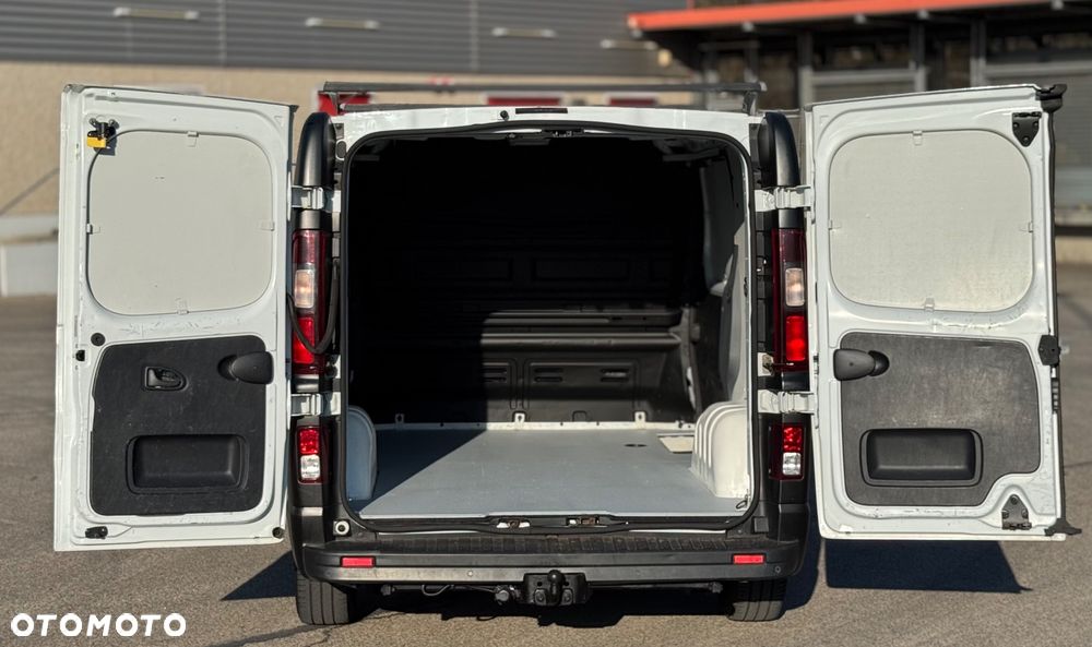 Renault TRAFIC III - 22