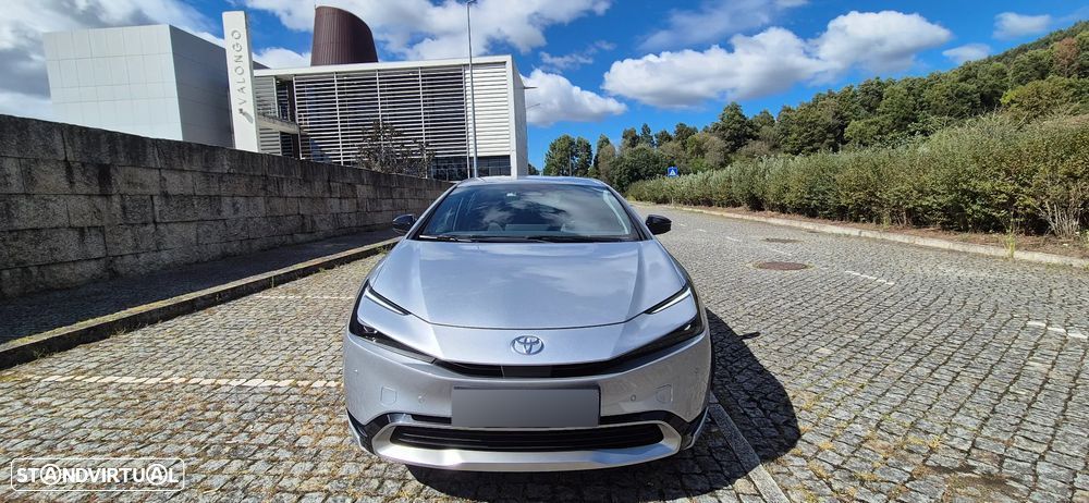 Toyota Prius 2.0 Plug-in Luxury - 13