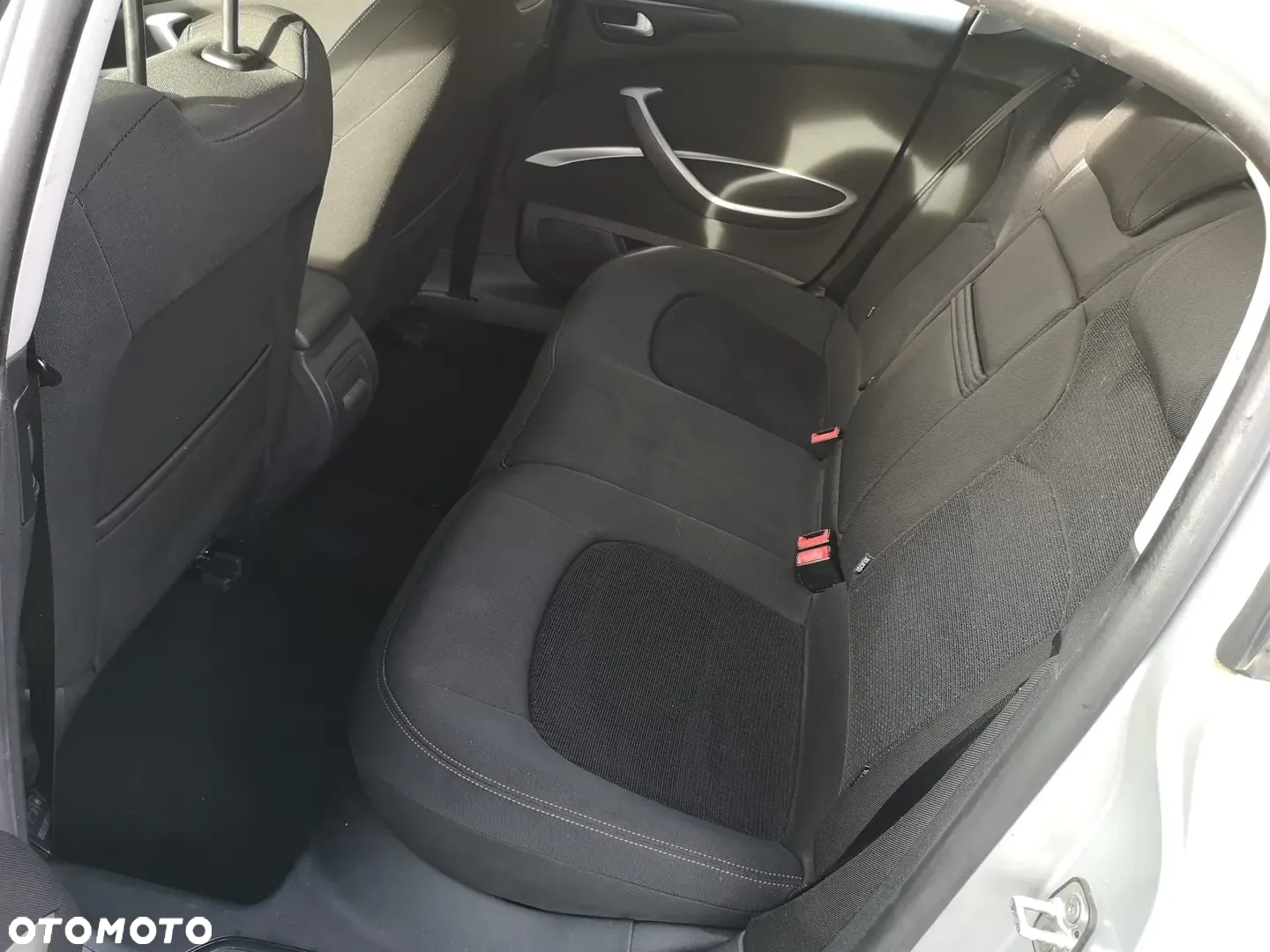 Citroën C5 2.0 HDi Confort - 18