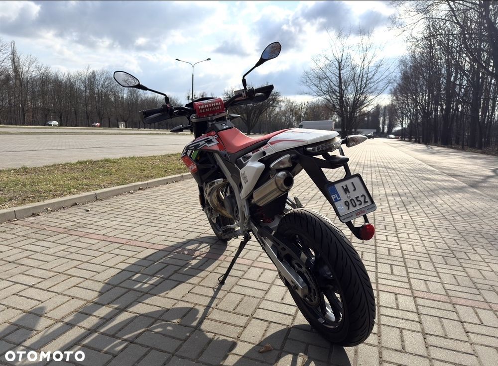 Aprilia SX - 10