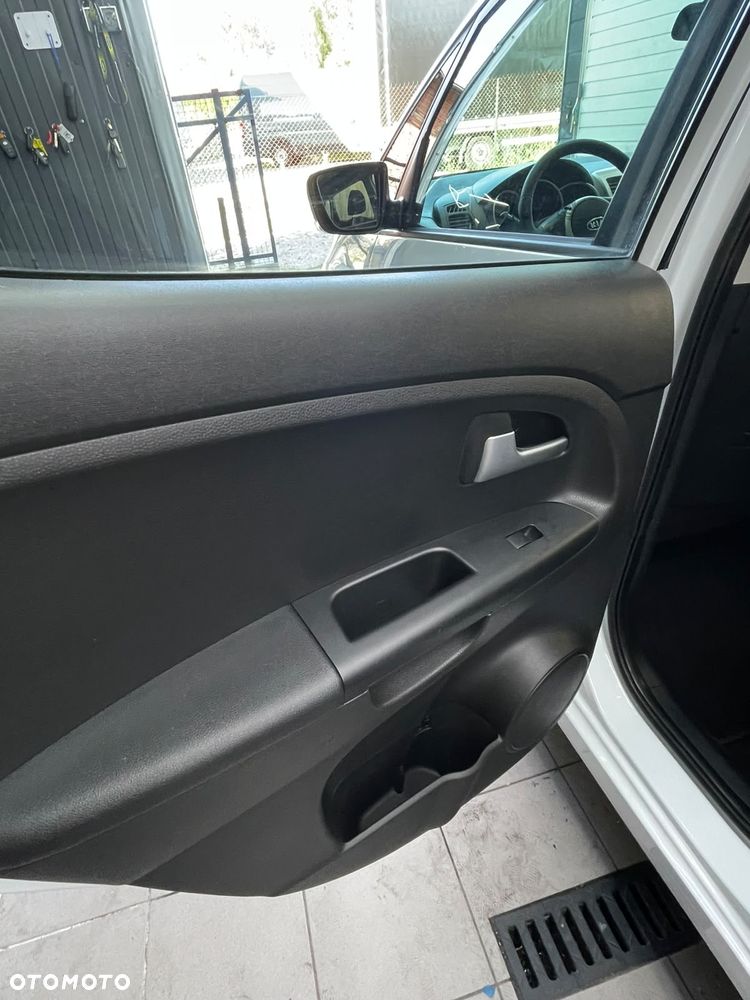Kia Venga 1.4 CVVT Titanium Collection - 16