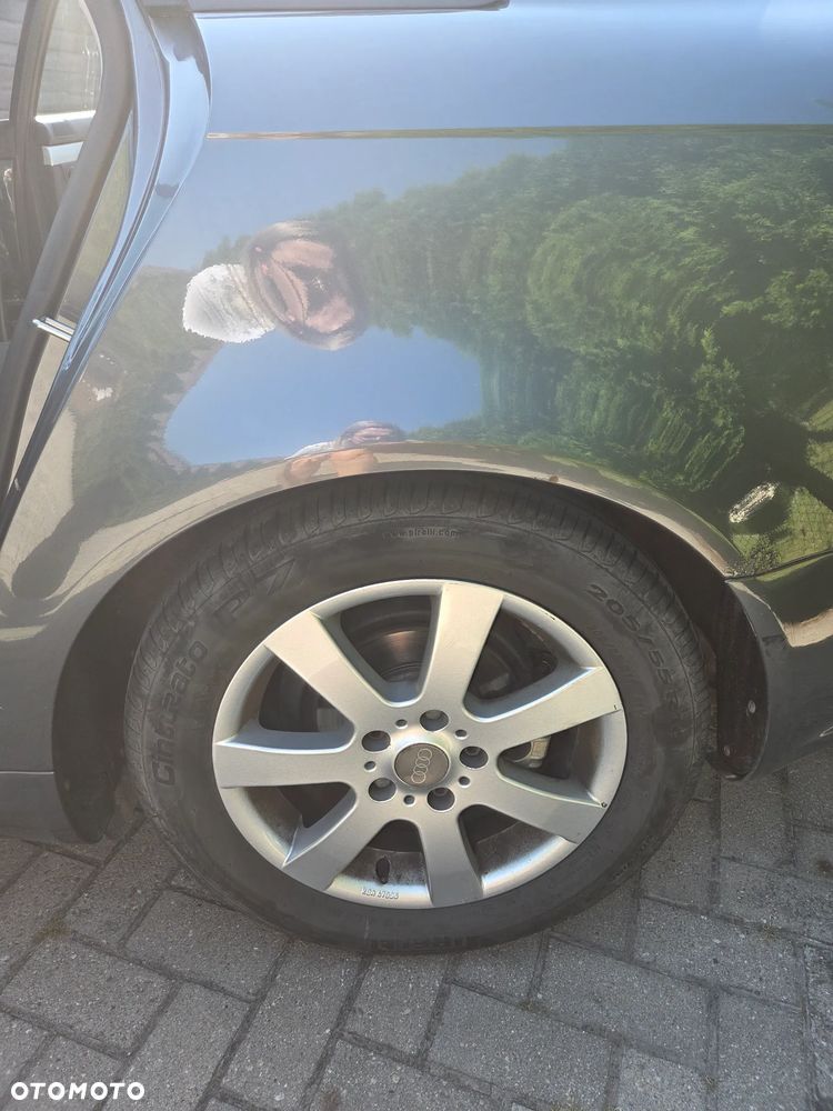 Audi A4 Limousine 2.0 TDI - 11