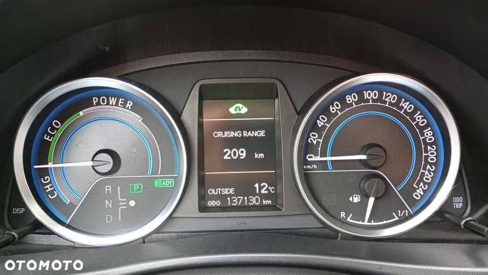 Toyota Auris 1.8 HSD Luna - 16