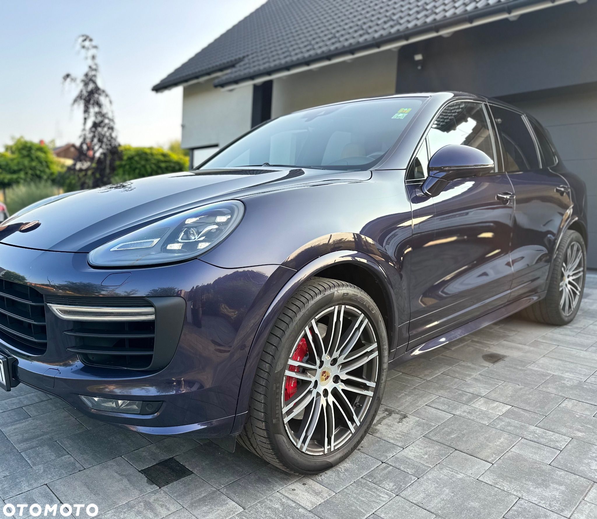 Porsche Cayenne Turbo - 1