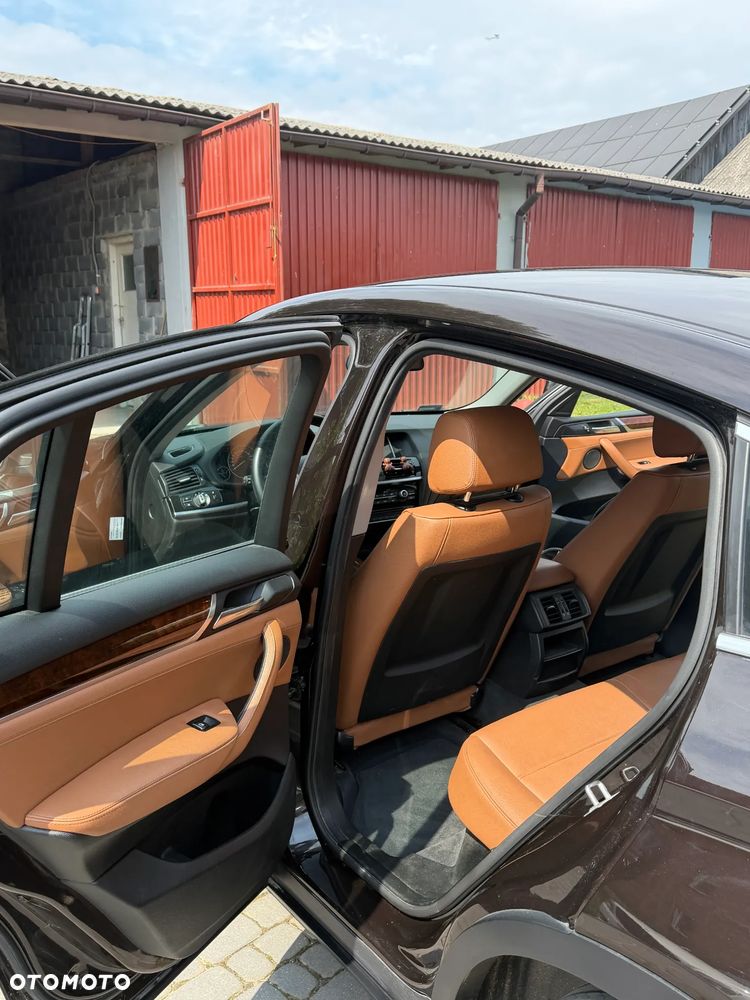 BMW X4 xDrive20d - 11