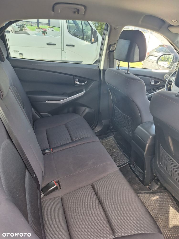 SsangYong/KGM Korando 2.0 e-XDi Quartz - 5