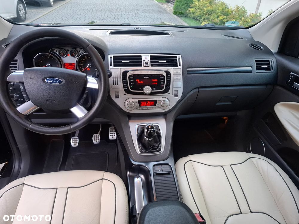 Ford Kuga 2.5 4x4 Individual - 17