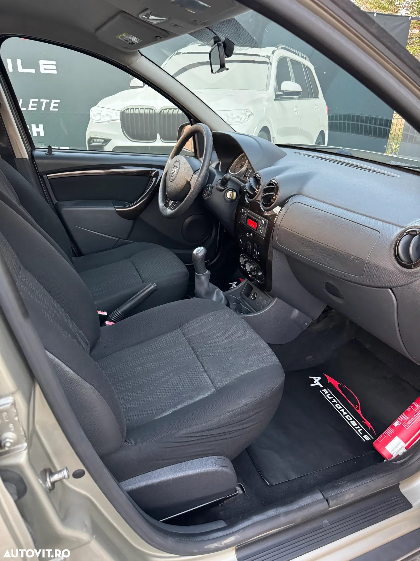Dacia Duster 1.5 dCi 4x2 Laureate - 11