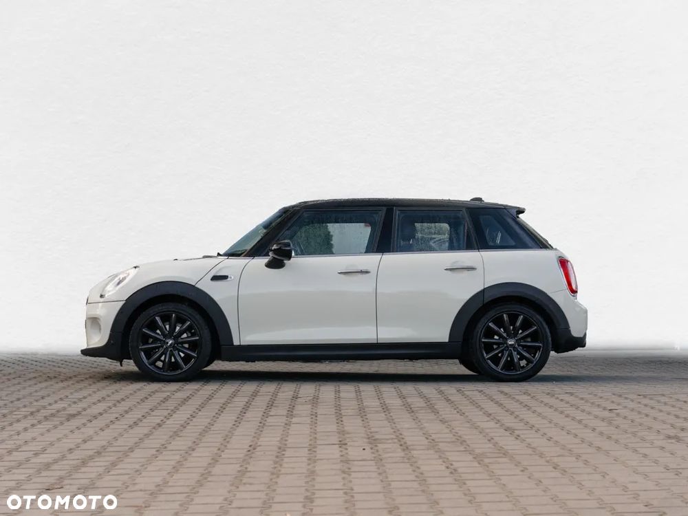 MINI Cooper Standard - 3