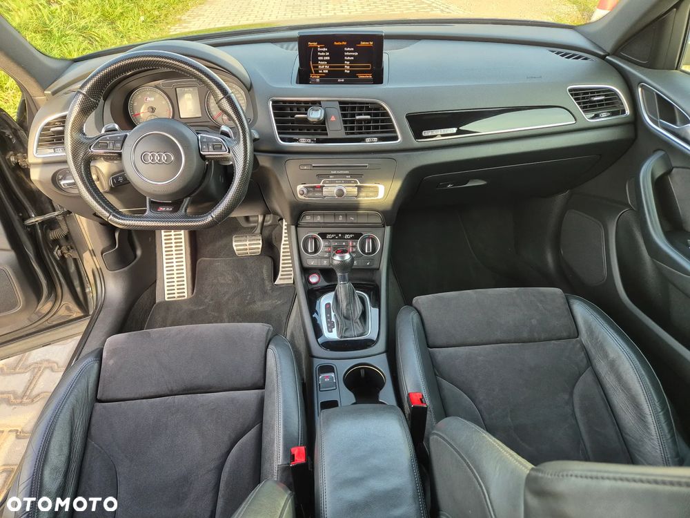 Audi RS Q3 2.5 TFSI quattro S tronic - 28