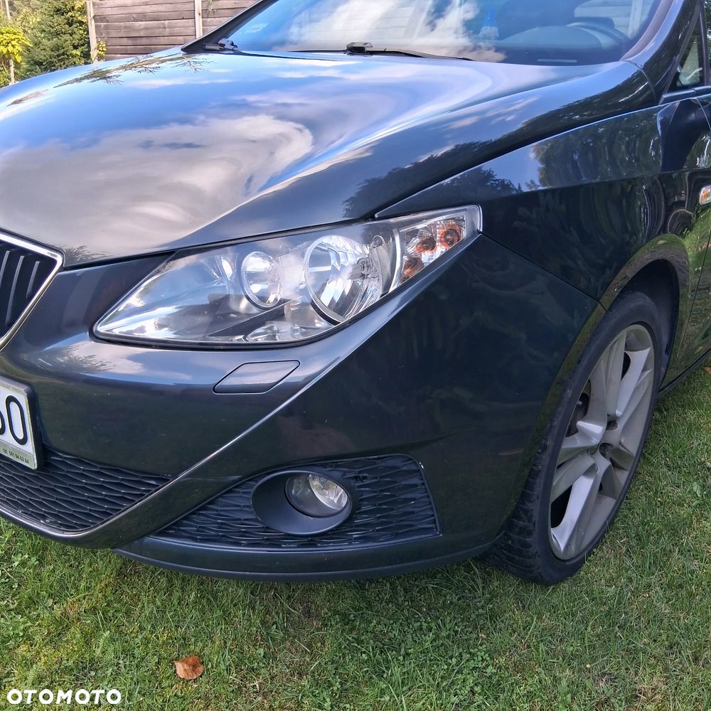 2011 Seat Ibiza, photograph 4