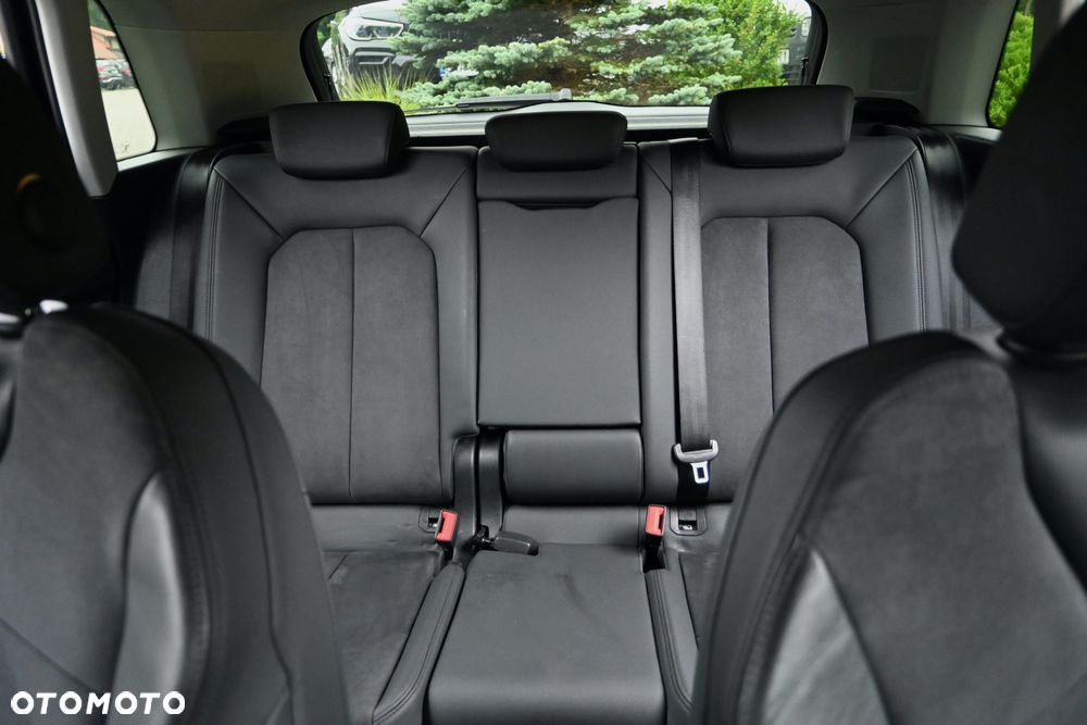 Audi Q3 35 TDI S tronic S line - 28