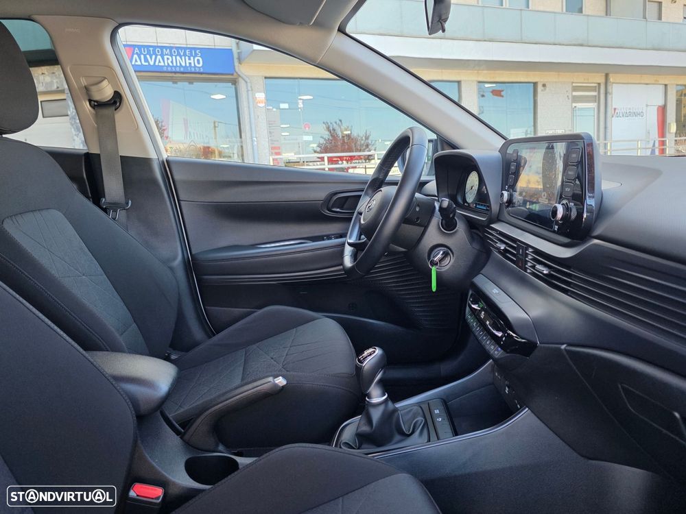 Hyundai Bayon 1.0 T-GDI Premium - 25