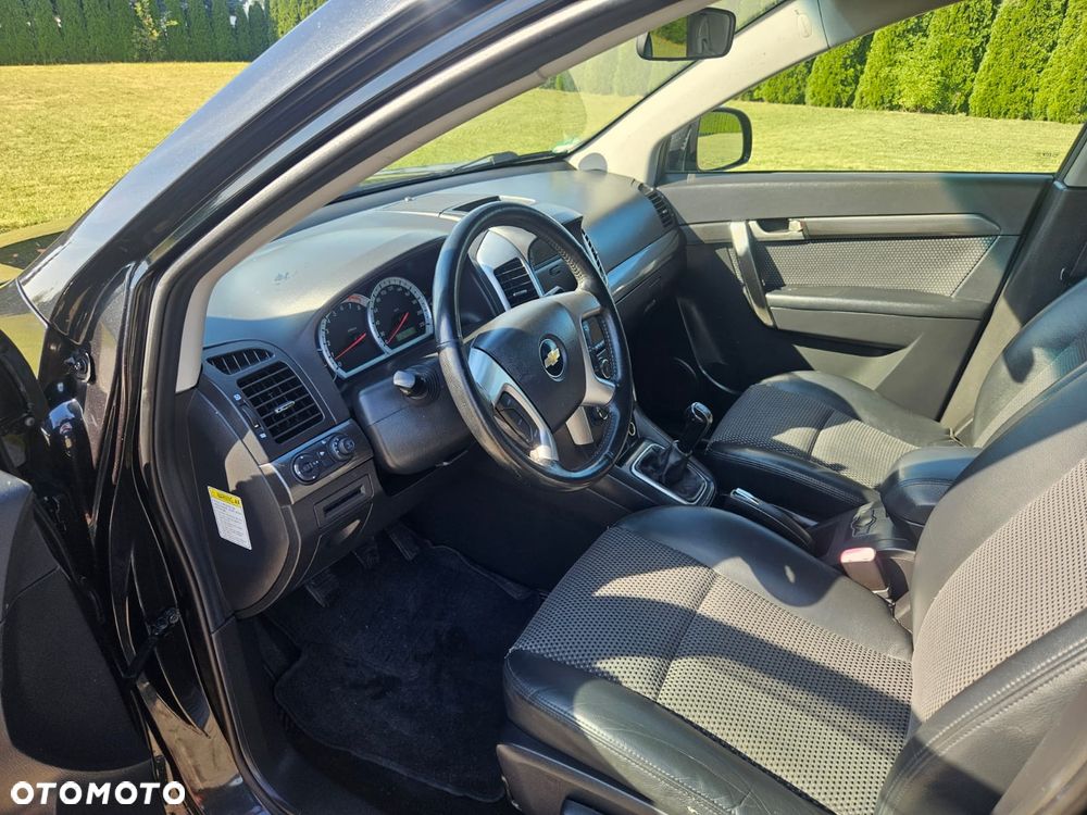 Chevrolet Captiva 2.4 2WD 7 Sitzer LS - 17