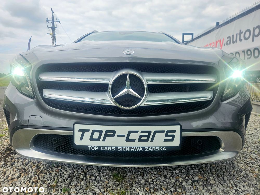 Mercedes-Benz GLA - 7