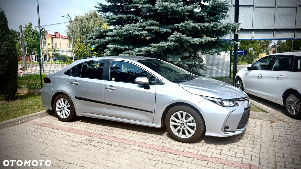 Toyota Corolla - 1