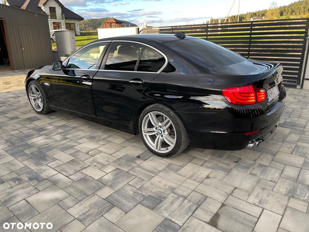 BMW Seria 5 530d xDrive - 5