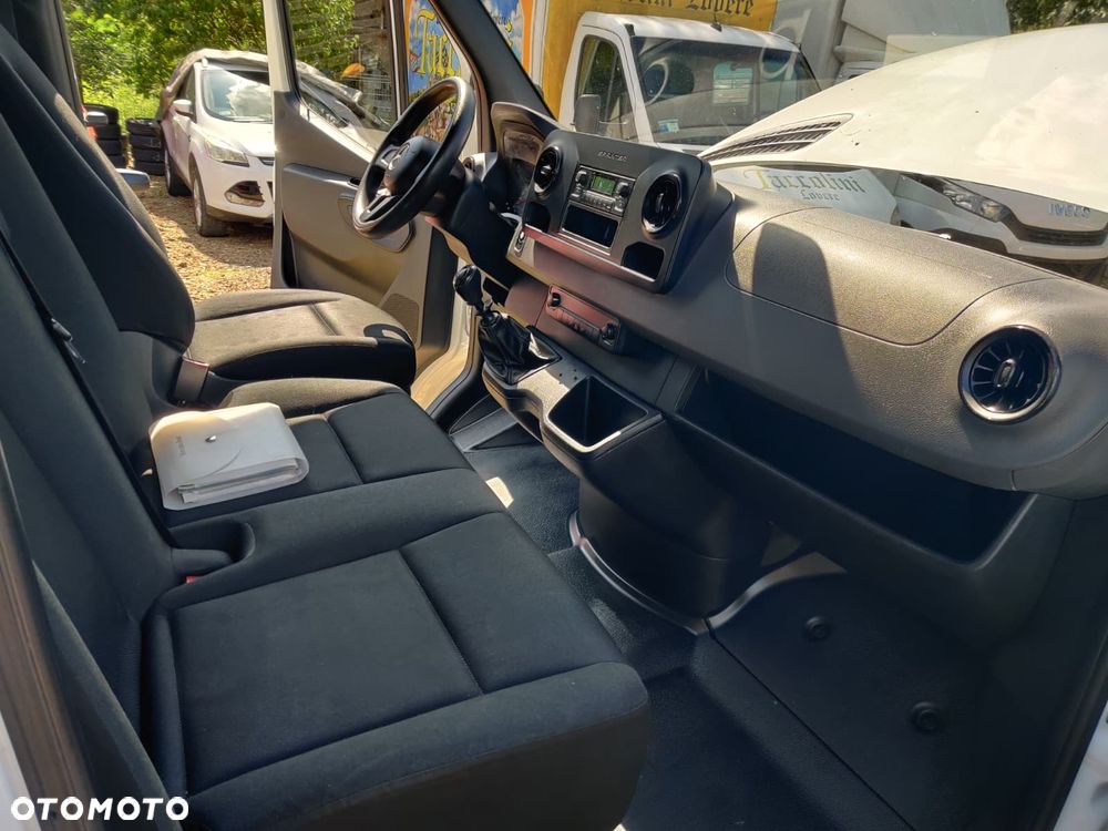 Mercedes-Benz SPRINTER 314 414 514 - 26